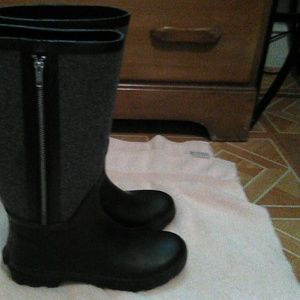 Rainboots